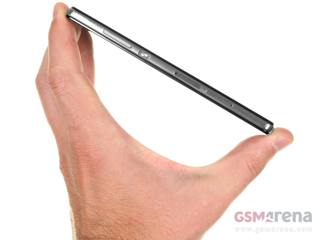 Huawei P8lite pictures, official photos