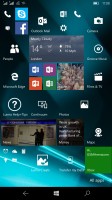 Microsoft Lumia 950 XL review: Tile transparency