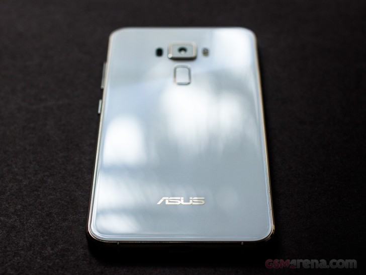 Asus Zenfone 3 ZE552KL preview