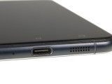 USB Type-C port and a 5-magnet loudspeaker - Asus Zenfone 3 ZE552KL review