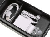 The retail box of the Asus Zenfone 3 - Asus Zenfone 3 ZE552KL review