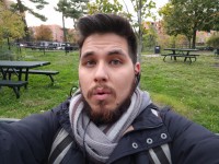 Selfie in daylight, HDR+: OFF - Google Pixel review