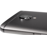 OnePlus 3T's camera sticks out a bit - Oneplus 3T vs. Google Pixel XL