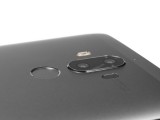 Huawei/Leica's camera protrudes - Huawei Mate 9 vs. Xiaomi Mi 5s Plus review