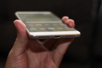 USB Type-C and loudspeaker - Huawei Mate 9 hands-on