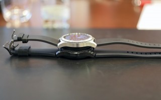 Gear S3 Classic and Frontier hanging out - IFA 2016 Samsung
