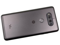 The dual-camera, dual-flash, dual-senor (Laser + color spectrum) on the back - LG V20 review