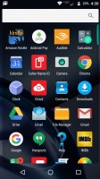 Vertically-scrolling app drawer - Moto Z Droid Edition Review