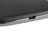 microUSB 2.0 port on bottom - Moto G4 review