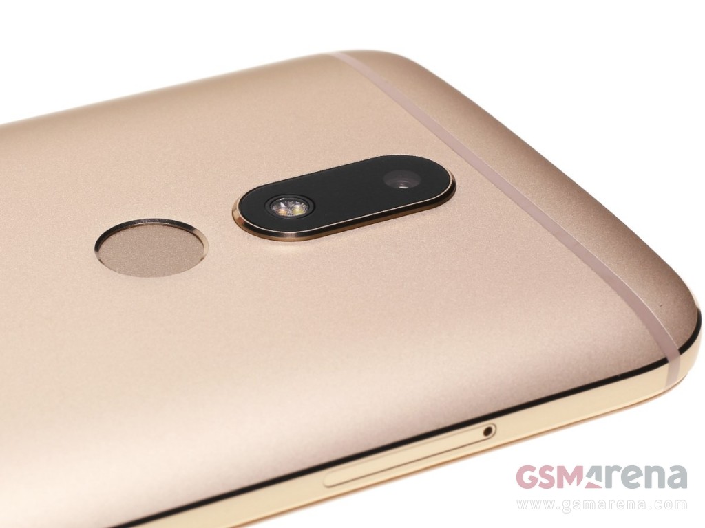 Motorola Moto M pictures, official photos