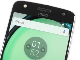 Relatively clean front side - Motorola Moto Z Play review