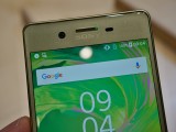 Stereo speakers on the Xperia X - MWC 2016 Sony review