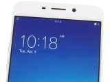 Minimalist front - Oppo F1 Plus review