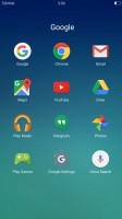 Default launcher with no app locker - Oppo F1 Plus review