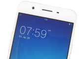 Clean front side - Oppo F1s review