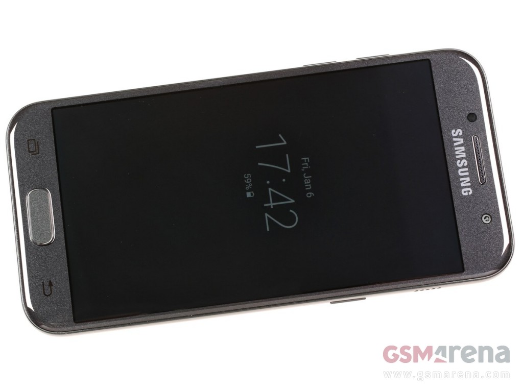Samsung Galaxy A3 (2017) pictures, official photos