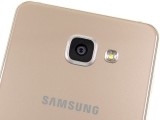 Single LED flash, no health sesnors - Samsung Galaxy A5 (2016) review