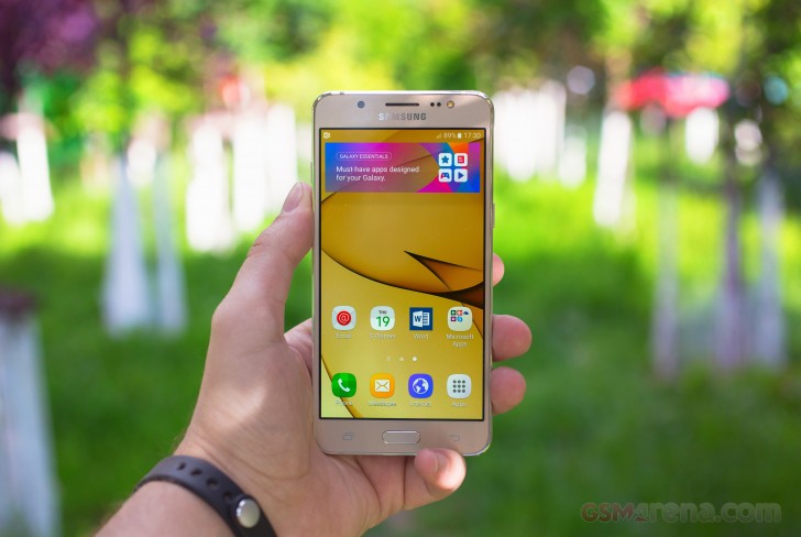 Samsung Galaxy J5 2016  review