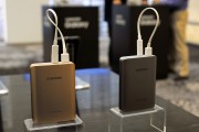 Official quick charging battery packs - Samsung Galaxy Note7 hands-on 