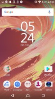Homescreen - Sony Xperia E5  review