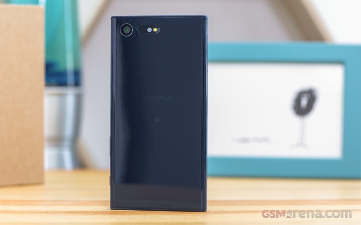 Sony Xperia review: Small and brave: Display, connectivity, battery