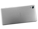 Brushed metal back - Sony Xperia X Performance review
