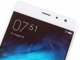Above the display is a 5MP selfie camera - Xiaomi Redmi Pro  review