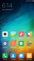 The MIUI homescreens - Xiaomi Redmi Pro  review
