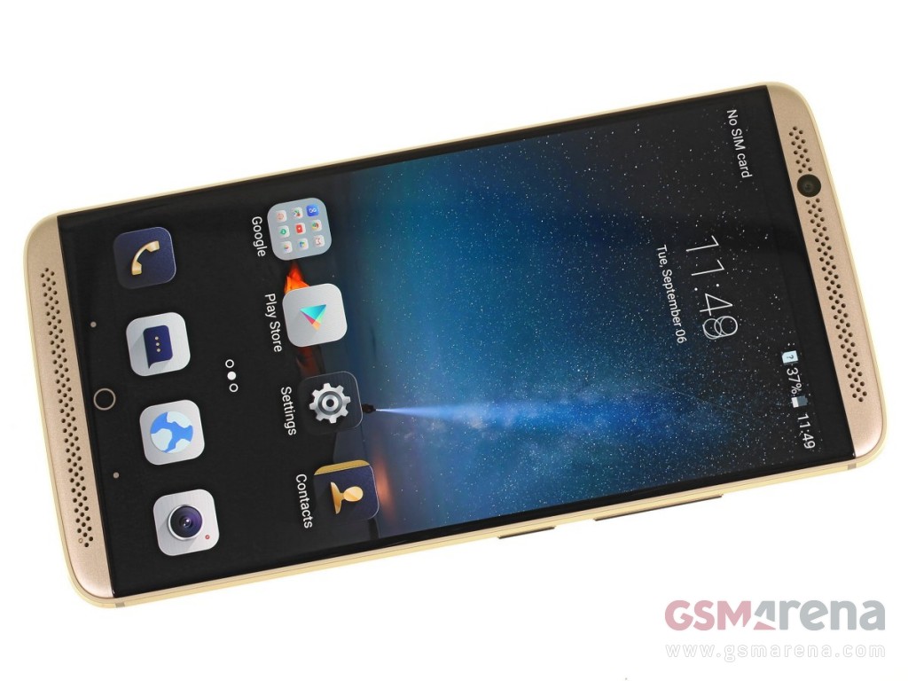 ZTE Axon 7 Pictures, Official Photos