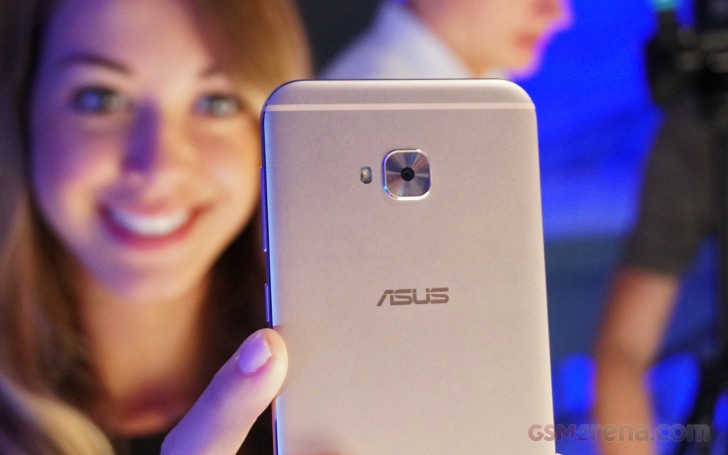 Asus Zenfone 4 Family Hands On Asus Zenfone 4 Selfie Selfie Pro And Max Hands On Review