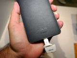 Leather-like texture - Asus Zenfone AR