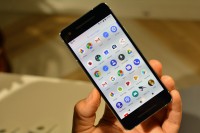 The screen offers great contrast and good color accuracy - Google Pixel 2 hands-on review