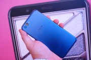 Back - Huawei Honor View 10 hands-on review