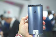Huawei P10 Plus in Dazzling Blue - Huawei P10 and P10 Plus hands-on