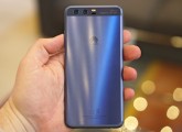 Huawei P10 in Dazzling Blue - Huawei P10 review