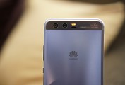 P10 in Dazzling Blue - Huawei P10 review