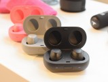 Samsung Gear IconX (2018) - f/5.0, ISO 800, 1/100s - Samsung at IFA 2017 review
