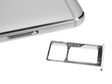 the SIM/microSD hybrid slot - Meizu M5 Note review