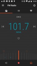 FM radio - Motorola Moto X4 review