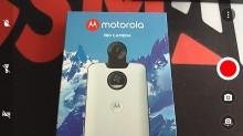 Camera UI - Motorola Moto Z2 Play review