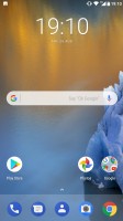 Home screen - Nokia 8 review