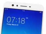 Two cameras at the front - Oppo F3 Plus review