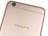 Clean back side - Oppo F3 Plus review