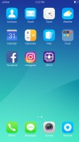 The homescreen houses all installed apps - Oppo F3 review