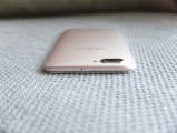 The sides of the Oppo R11 - f/2.2, ISO 200, 1/160s - Oppo R11 preview