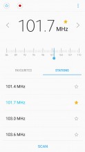 FM radio - Samsung Galaxy J5 (2017) review