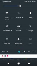 Notification area is vanilla Android - Sony Xperia XZ1 review