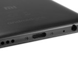 the USB port - Xiaomi Mi A1 review