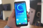 The screen looks good, but has a lower resolution than the 3X - Alcatel MWC 2018