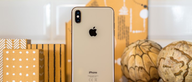Apple iPhone XS Max review: Design and spin